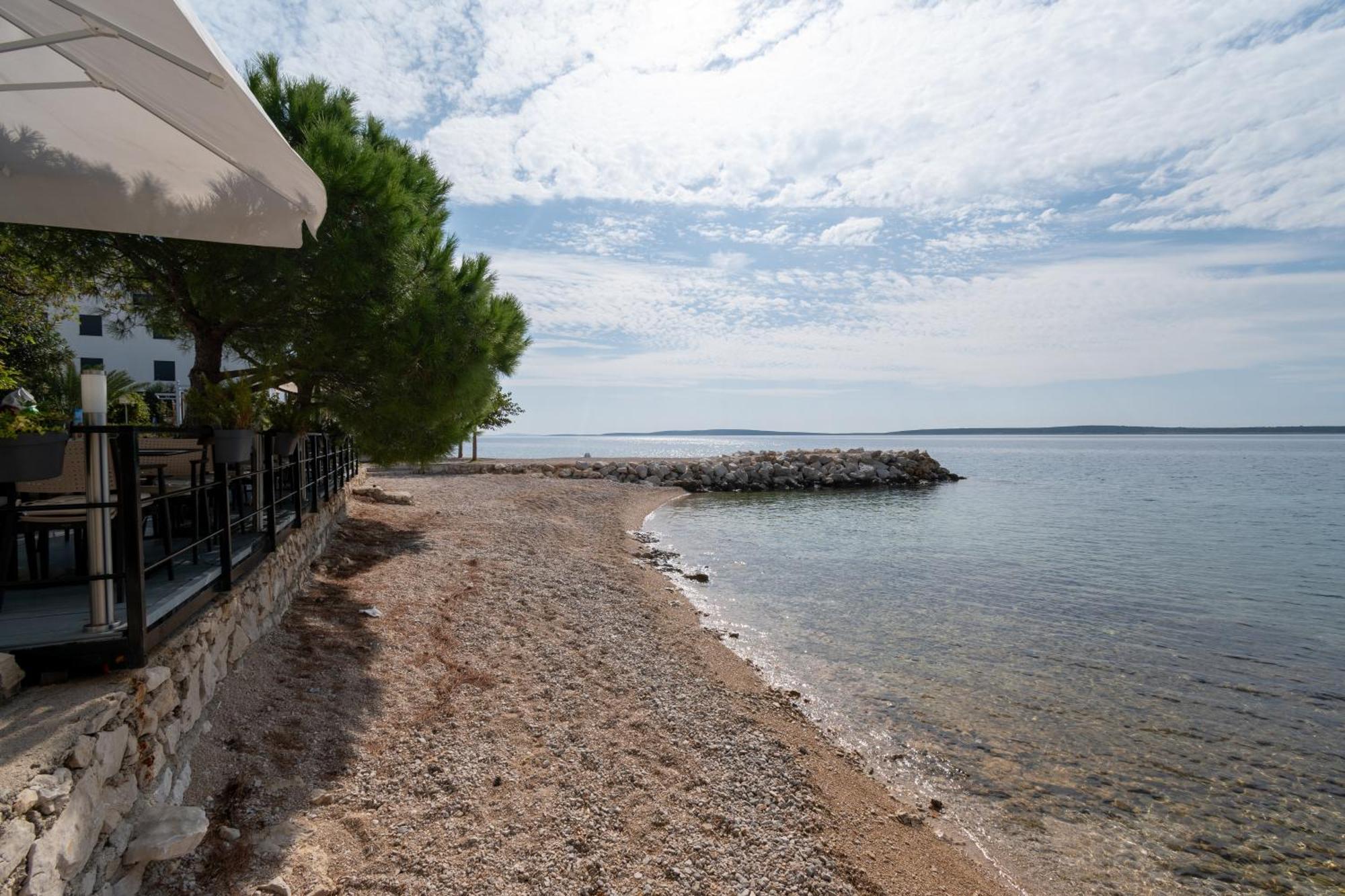 Apartments By The Sea Mandre, Pag - 4093 Kolan Luaran gambar